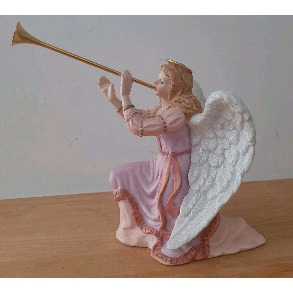 Kirkland Christmas Nativity Kneeling Angel Trumpet 1990 Vintage Replacement 2 Pc